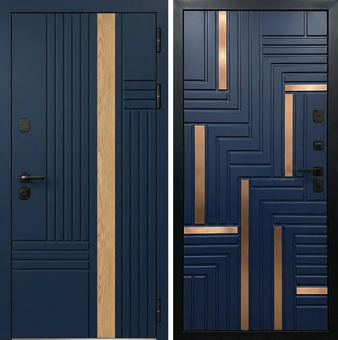 Железная дверь синяя с реечной панелью и латунью №284