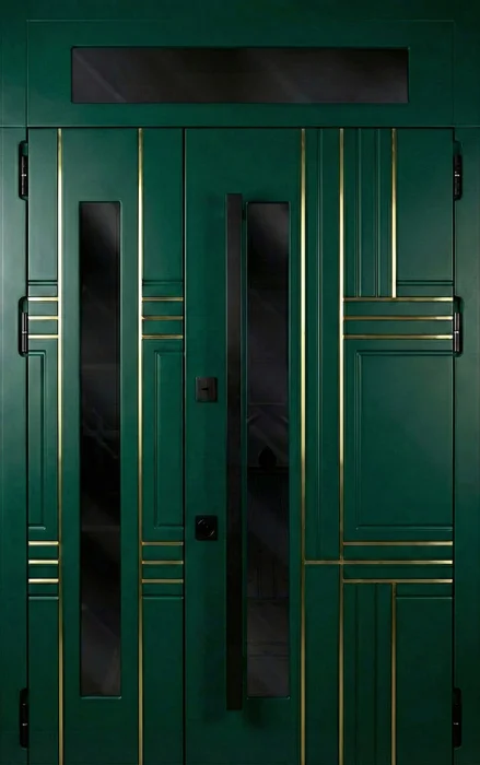 Металлическая входная дверь изумрудная с латунными линиями для частного дома №128