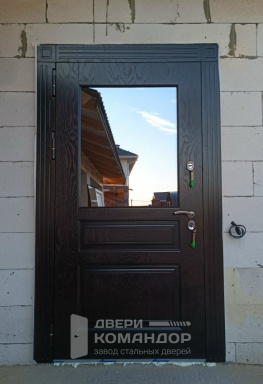 Входная дверь термо премиум  шпон / шпон со стеклопакетом, магнитными уплотнителями, порогом из нержавейки, окраской металла в два цвета, на заказ