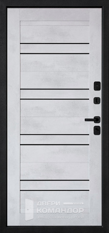 Металлическая дверь с двойным притвором и черной фурнитурой №20 - внутренняя сторона