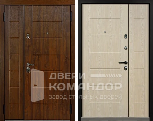 Широкая входная дверь в квартиру №12
