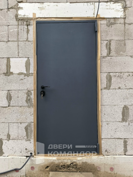 Металлическая входная дверь Barton терморазрыв с порогом из нержавейки