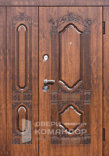 Входная деревянная дверь для частного дома №29