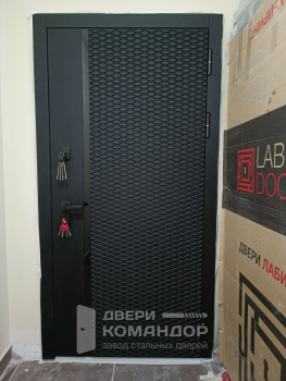 Входная дверь MXM-8  ромб антрацит софт / эмалит белый зеркало Феррони