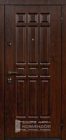 Входная дверь в деревянный дом №21 - наружная сторона