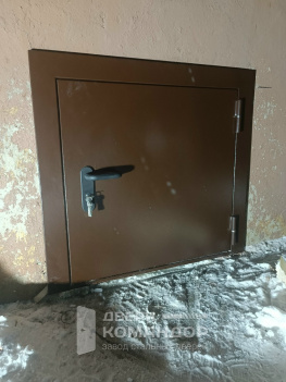 Люк противопожарный