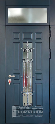 Серая дверь с ковкой и стеклопакетом №57 - наружная сторона