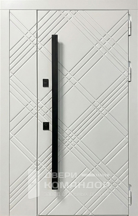 Входная дверь белая с ромбовой фрезеровкой для квартиры №94