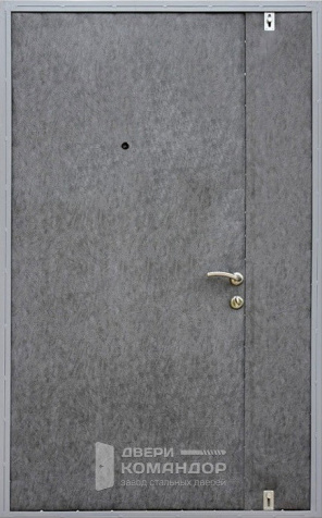 Металлическая дверь в тамбур №1 - внутренняя сторона