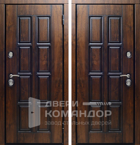 Входная деревянная дверь в квартиру №13