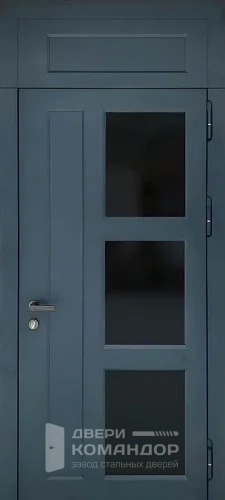 Входная дверь остеклённая с фрамугой для загородного дома №33