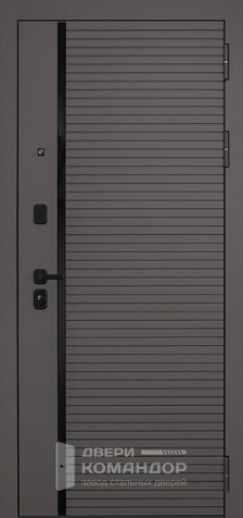 Коричневая металлическая стальная утепленная дверь №9 - наружная сторона