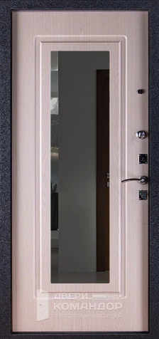 Входная дверь белая внутри с зеркалом №43 размером 860x2050 мм - внутренняя сторона