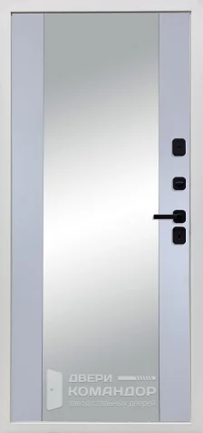 Входная белая металлическая дверь в квартиру №37 - внутренняя сторона